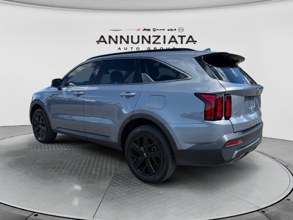 Used 2021 Kia Sorento S w/ Panoramic Sunroof Package AWD/4WD image 3