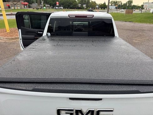 Used 2020 GMC Sierra 1500 Elevation w/ Elevation Value Package AWD/4WD image 22
