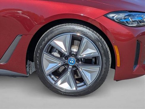 Used 2023 BMW i4 eDrive40 RWD image 25