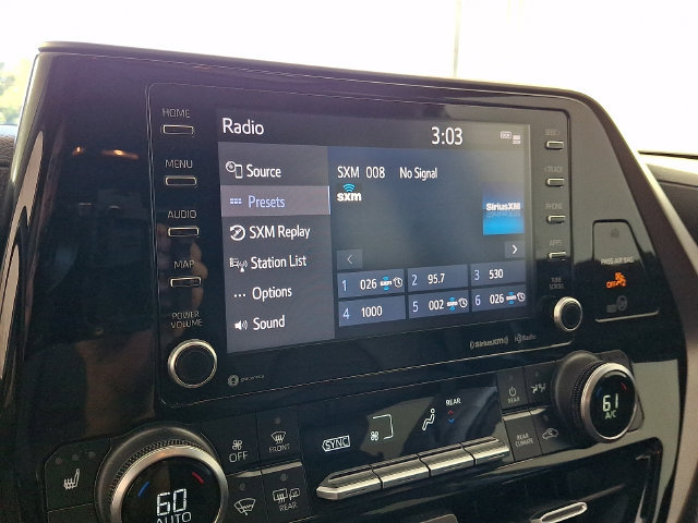 Certified 2020 Toyota Highlander XLE FWD image 20