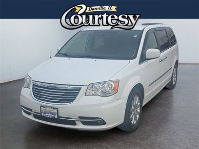 Used 2015 Chrysler Town & Country Touring w/ Driver Convenience Group
