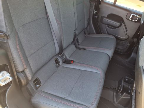 New 2025 Jeep Gladiator Rubicon w/ Safety Group image 9