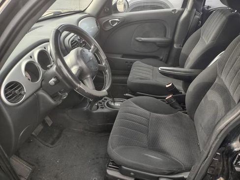 Used 2005 Chrysler PT Cruiser FWD image 7