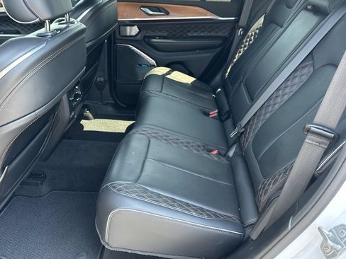 Certified 2022 Jeep Grand Cherokee Summit AWD/4WD image 15