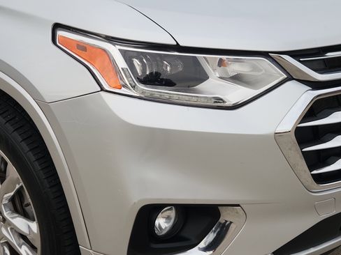 Used 2020 Chevrolet Traverse High Country image 8