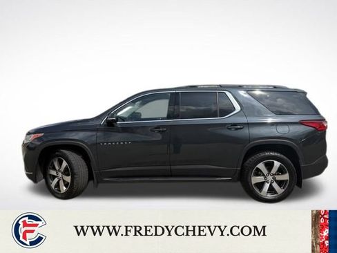 Used 2019 Chevrolet Traverse LT w/ LT Premium Package AWD/4WD image 8