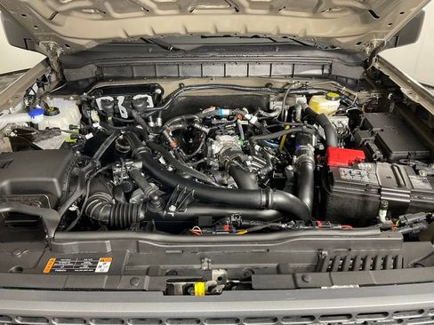 New 2026 Ford Bronco Badlands image 9