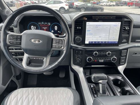 Used 2022 Ford F150 Limited image 12