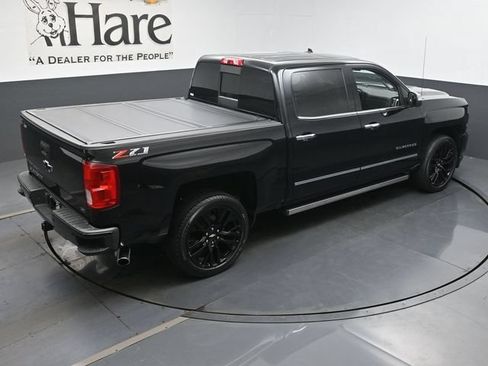 Used 2018 Chevrolet Silverado 1500 LTZ Z71 w/ LTZ Plus Package AWD/4WD image 40