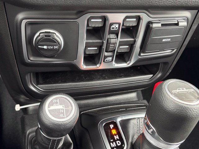 New 2026 Jeep Gladiator Sport AWD/4WD image 21
