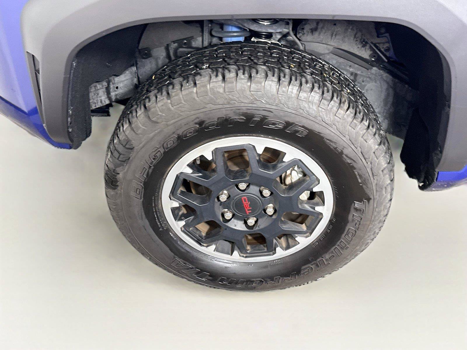 Used 2025 Toyota Tacoma TRD Off-Road AWD/4WD image 21