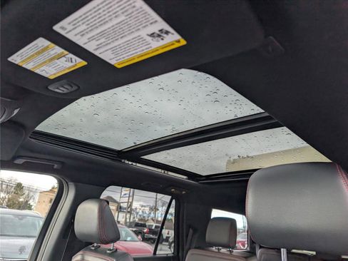 Used 2023 Ford Expedition Limited image 36