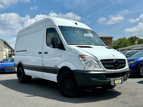 Used 2013 Mercedes-Benz Sprinter 3500 image 20