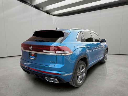 Used 2024 Volkswagen Atlas Cross Sport SEL R-Line image 5
