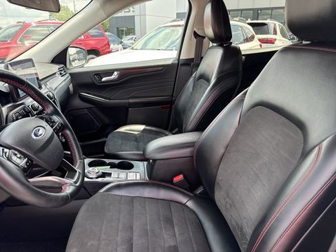 Used 2021 Ford Escape SEL w/ SEL Stealth AWD Package image 5