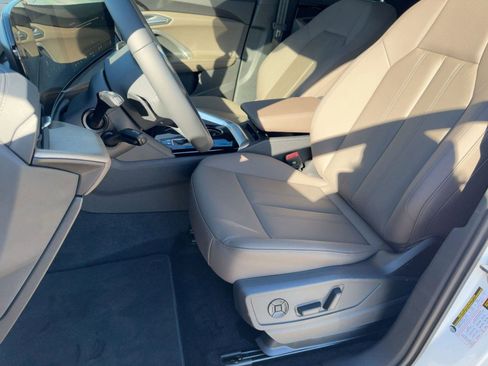 New 2025 Audi Q5 Premium w/ 19" Wheel Package image 5