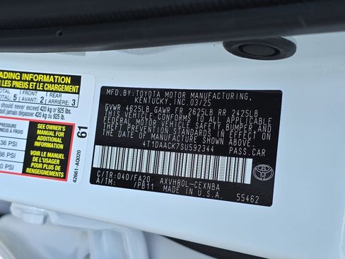 Used 2025 Toyota Camry LE image 42