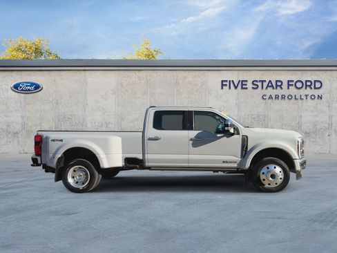 Certified 2025 Ford F450 Lariat w/ Chrome Package AWD/4WD image 9