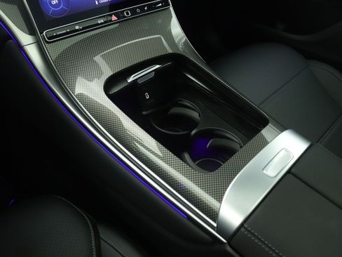 New 2027 Mercedes-Benz GLC 300 image 6