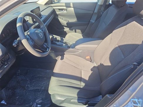 Certified 2023 Honda Accord LX image 25