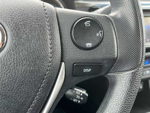 Used 2014 Toyota Corolla LE Premium image 30