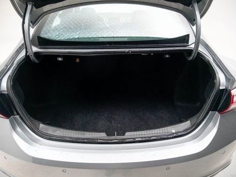 Used 2024 Chevrolet Malibu LT image 9