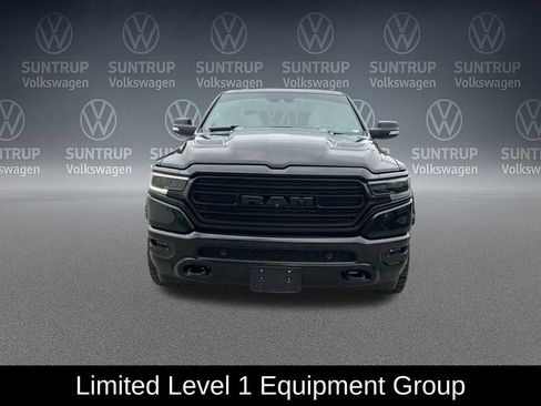 Used 2020 RAM 1500 Limited w/ Black Appearance Package AWD/4WD image 10