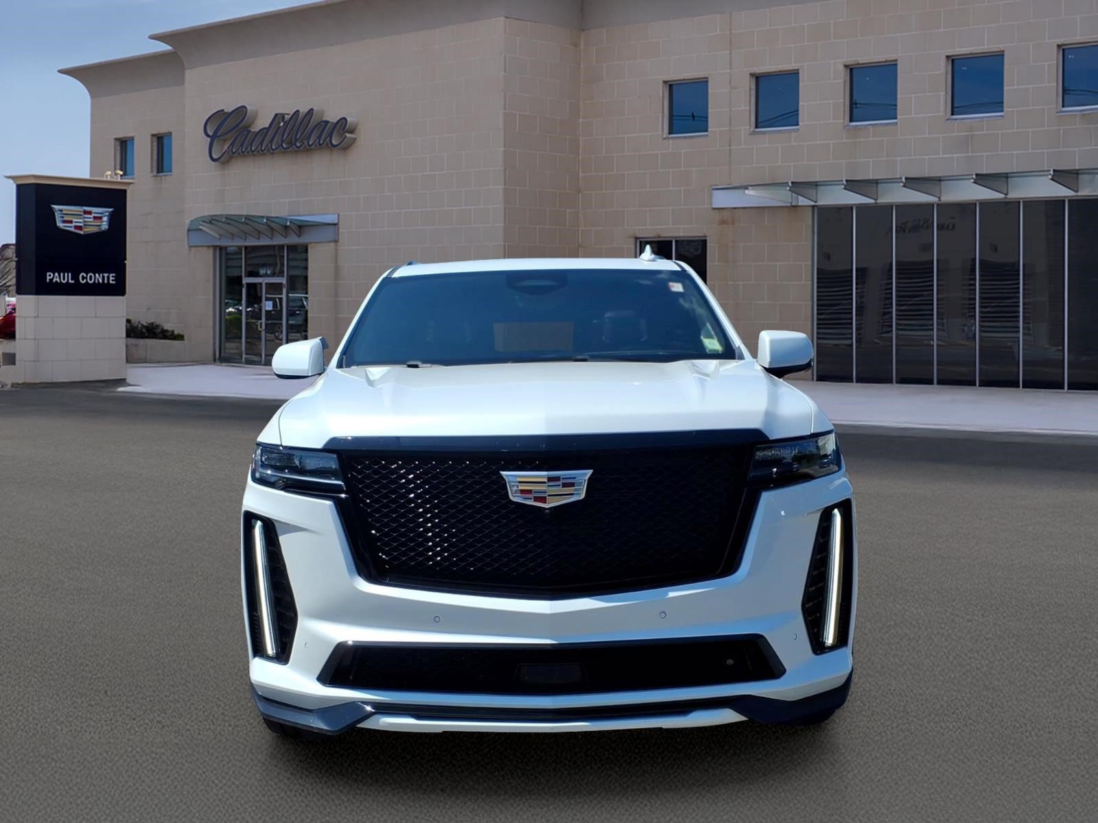Certified 2023 Cadillac Escalade ESV V w/ LPO, Floor Liner Package AWD/4WD image 2