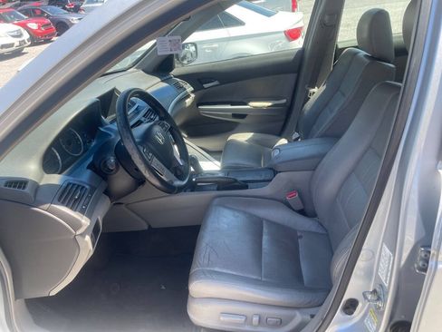 Used 2009 Honda Accord EX-L image 10