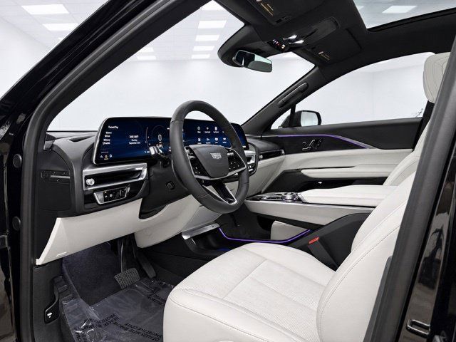 Used 2024 Cadillac Lyriq Sport AWD/4WD image 12