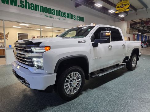 Used 2021 Chevrolet Silverado 3500 High Country w/ Z71 Off-Road Package image 2