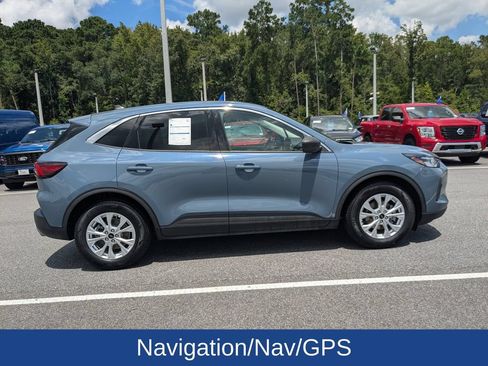 Certified 2023 Ford Escape Active w/ Tech Pack #1 FWD image 3