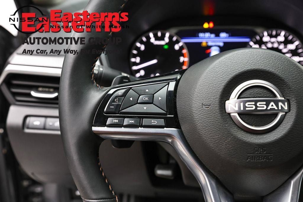 Used 2025 Nissan Altima 2.5 SR AWD/4WD image 16