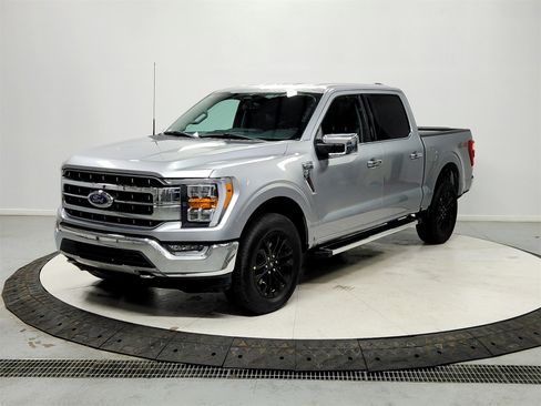 Used 2023 Ford F150 Lariat image 3