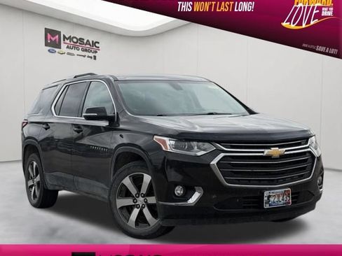 Used 2018 Chevrolet Traverse LT AWD/4WD image 1