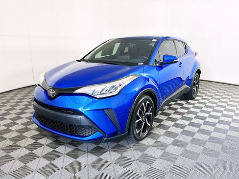 Used 2021 Toyota C-HR XLE FWD image 7