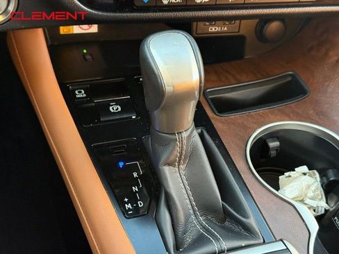 Used 2022 Lexus RX 350L 350L image 24