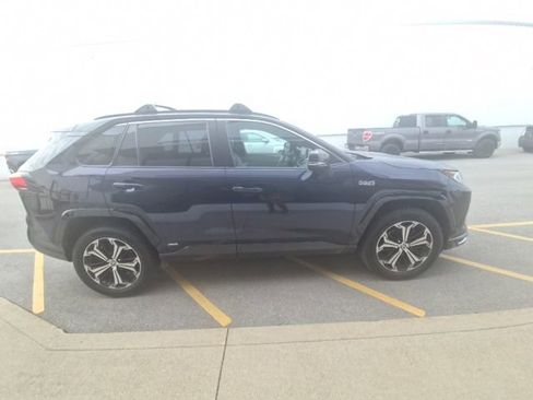 Used 2021 Toyota RAV4 XSE w/ Weather Package image 4