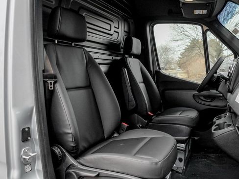 New 2026 Mercedes-Benz Sprinter 2500 image 18