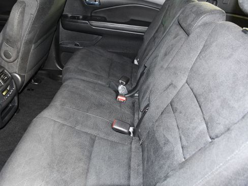 Used 2022 Honda Pilot Sport image 48