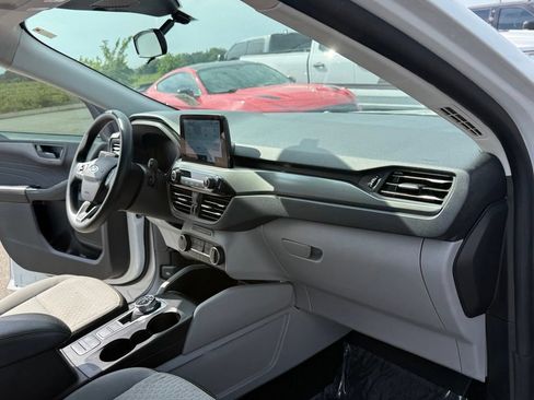 Used 2025 Ford Escape Active FWD image 15