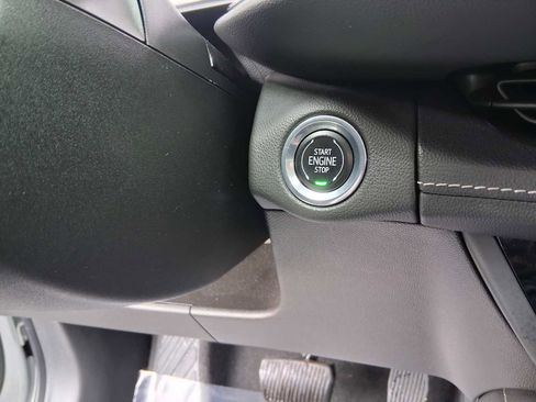 Used 2023 Buick Envision Preferred image 15