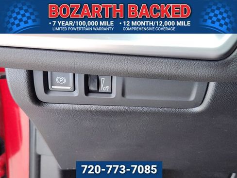 Used 2024 Cadillac XT4 Luxury w/ Cold Weather Package AWD/4WD image 27