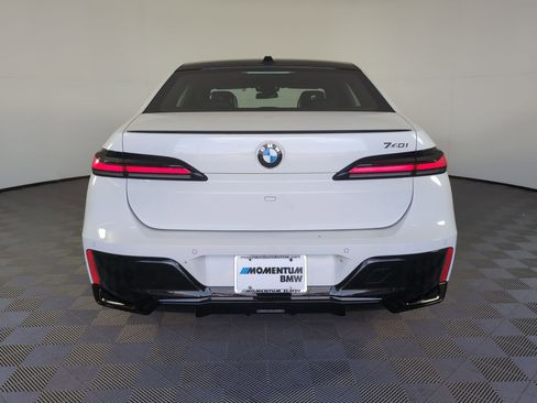 New 2026 BMW 740i image 8