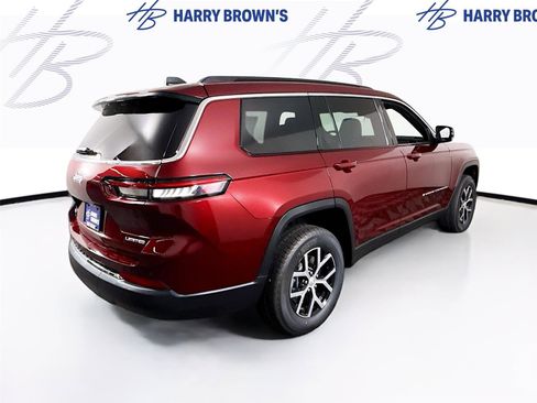 New 2025 Jeep Grand Cherokee L Limited w/ Trailer Tow Package image 33