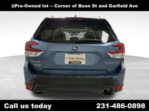 Used 2019 Subaru Forester Premium image 4