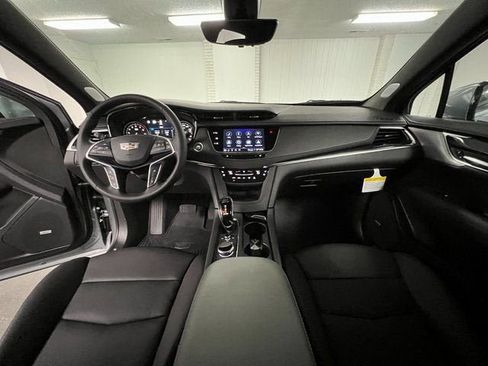New 2025 Cadillac XT5 Premium Luxury w/ Technology Package AWD/4WD image 17
