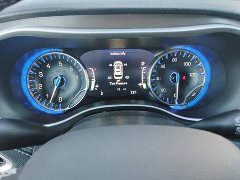 New 2026 Chrysler Pacifica Select image 36