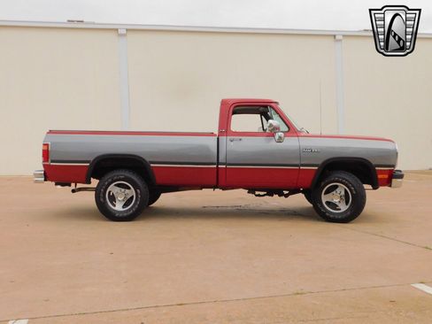 Used 1991 Dodge D/W Truck 250 image 5