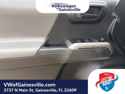 Used 2023 Toyota Tacoma SR5 image 15